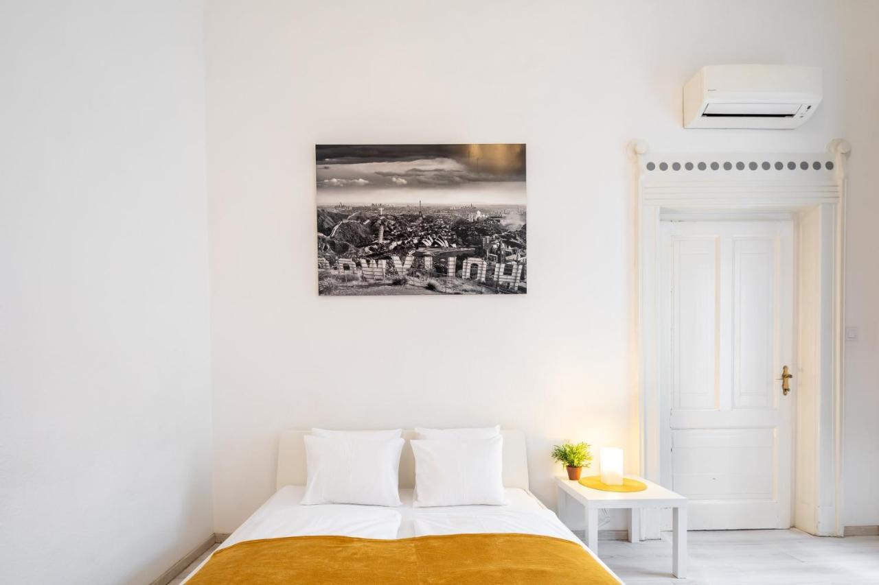 New, High Quality Apartment In The City Center Budapest Exteriör bild